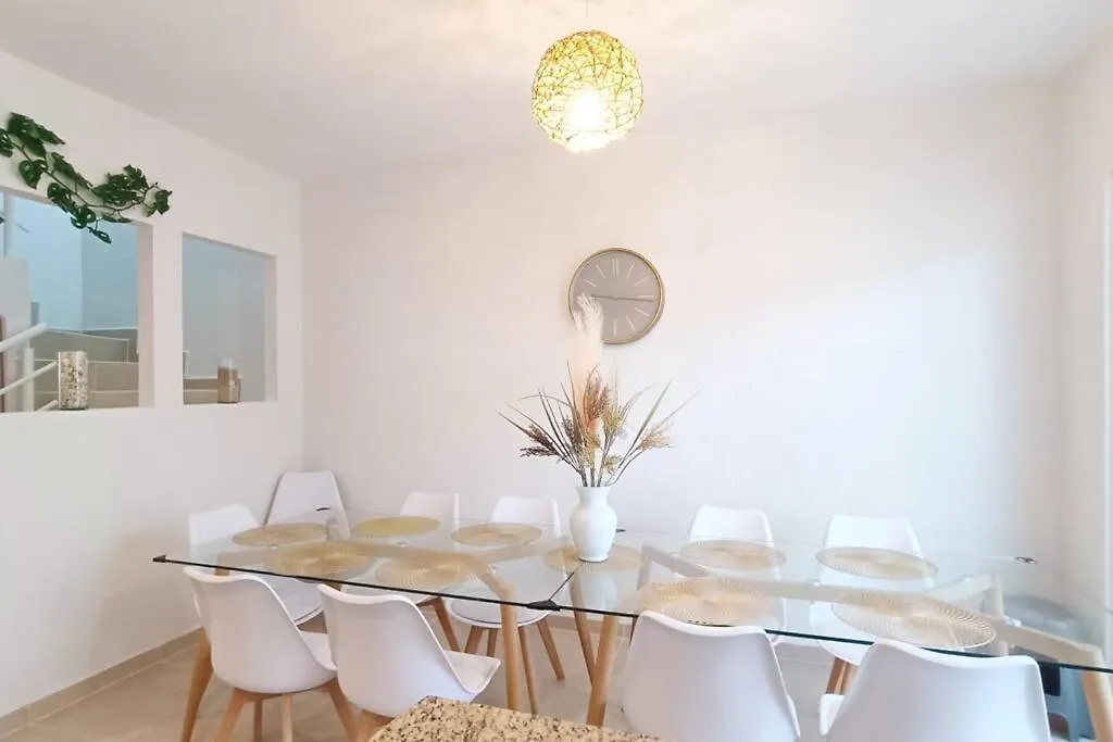 Residencia Para Familias En 신데 델 카르멘 펜션